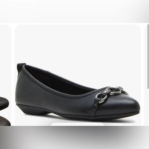 Anne Klein Akodenna Flats Women’s Black NWT Size 7
